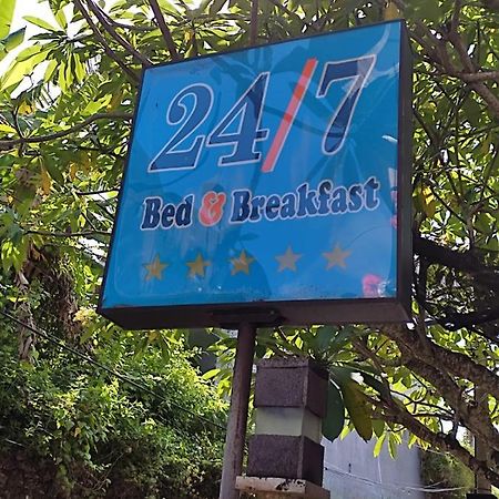 24/7 Bed & Breakfast Jimbaran Exteriör bild